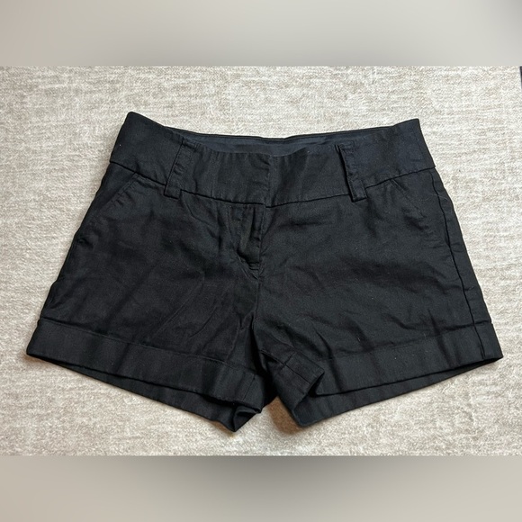 EXPRESS Linen Blend Black Chino Shorts Size 2 Small Midi Mid Rise Belt Loops - Picture 2 of 6
